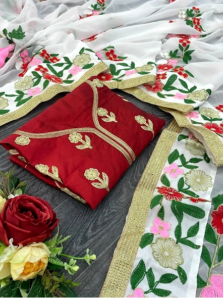 Shimmering Soiree Embroidered Saree - Elegant Ethnic Attire-5