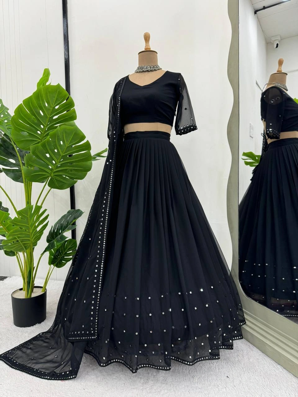 Exquisite Black Georgette Lehenga Choli for Glamorous Celebrations-Black-2