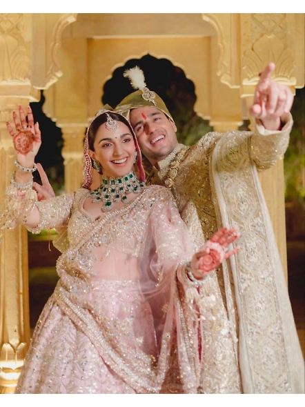 Kaiara Advani Style Lehenga Choli: Bollywood Inspired Elegance-1