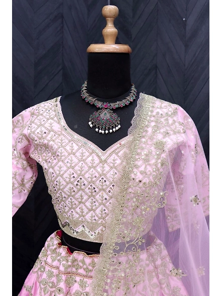 Kaiara Advani Style Lehenga Choli: Bollywood Inspired Elegance-4