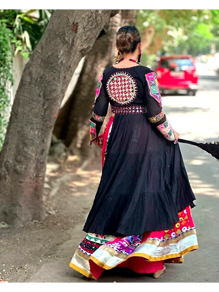 Gujarati Garba lehenga