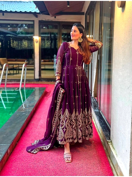 purple Anarkali suit made of Georgette, embellished with detailed embroidery and sequins.
