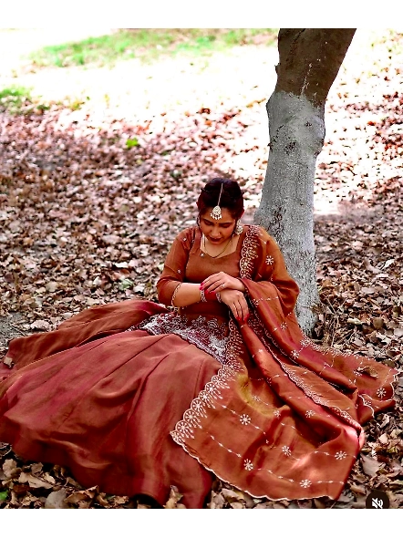 ethnic partywear lehengas