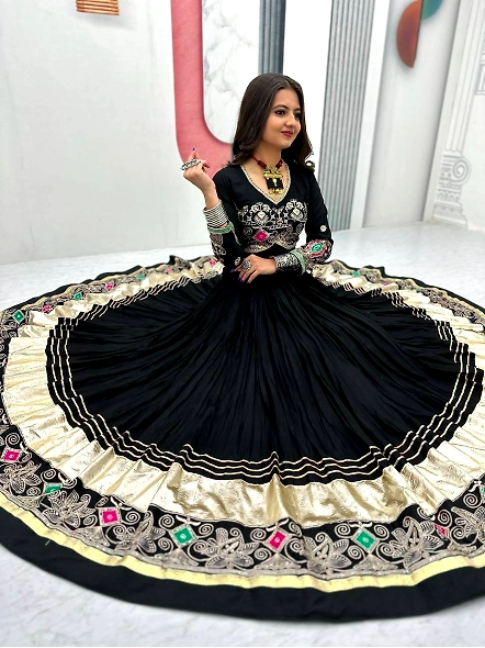 navratri chaniya choli black colour