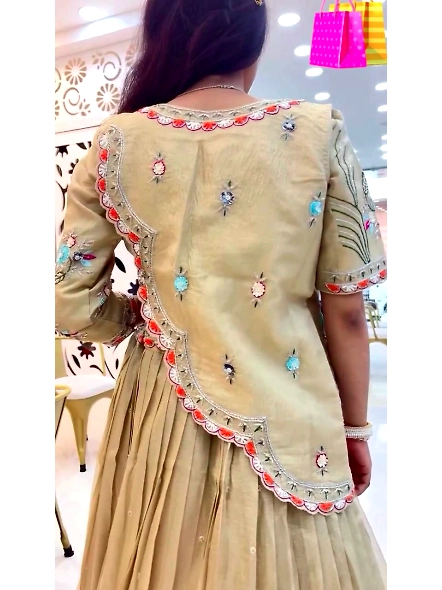 Crop top lehenga with dupatta