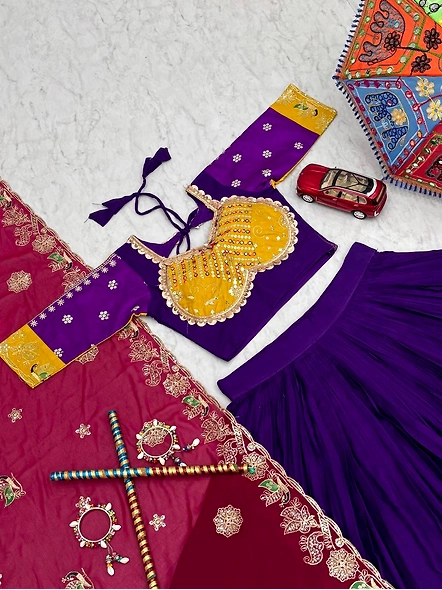 Yellow cotton choli for navratri