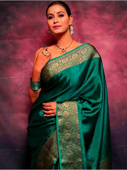 Green Zari contrast border saree