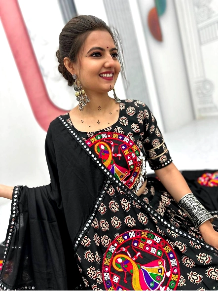 Black cotton chaniya choli for navratri