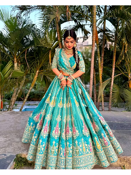 designer shimmer lehenga
