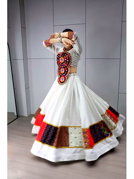 Embroidered Chaniya Choli