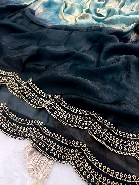 luxurious silk saree