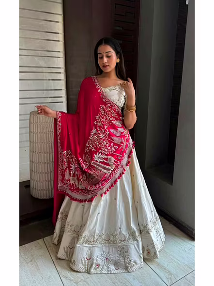 White Navratri lehenga choli