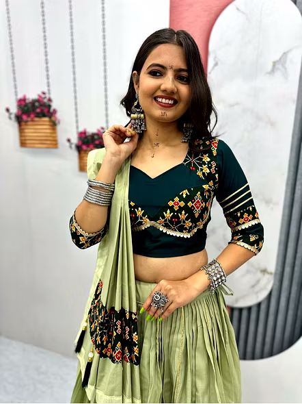 Green 6-meter flare lehenga