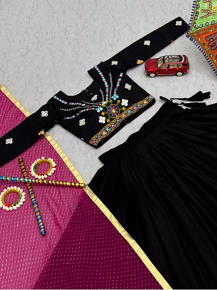 Black Gamathi Work Cotton Navratri Lehenga Choli-Black-M-10
