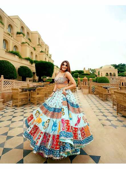 Prachi Solanki Chaniya Choli-White-1