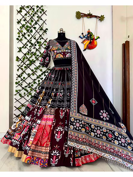 Real Mirror Work Digital print Chnaiya Choli For Navratri 111-5