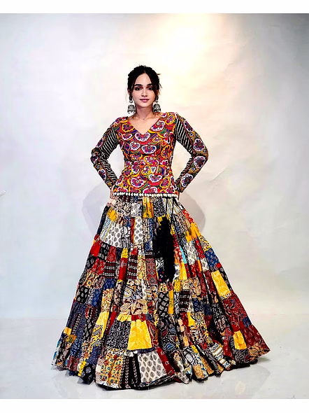 Real Mirror Work Digital print Chnaiya Choli For Navratri 125-3