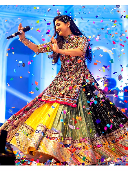 Geeta Rabari Chaniya Choli For Navratri-5