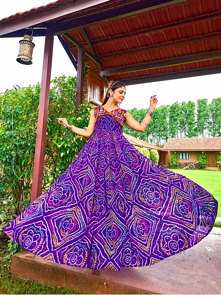 Georgette Gowns With Kutchi Work-NV163_Purple
