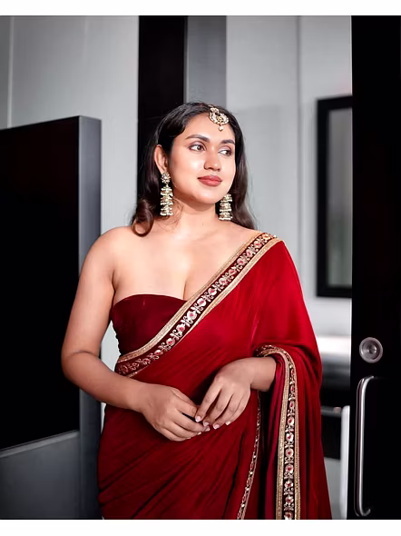 Red Velvet Saree-Red-3