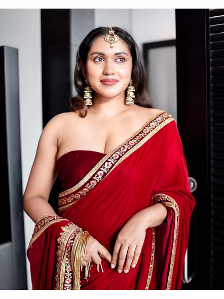 Red Velvet Saree-Red-5
