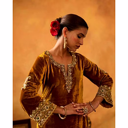shiv yellow velvet suit with dupatta