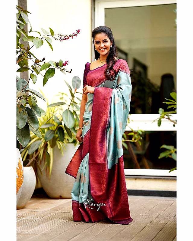 Floral Pattern Banarasi Silk Traditional Saree with Butta Work image 1