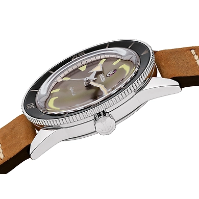 Captain Cook Automatic ( r32500315 )-1