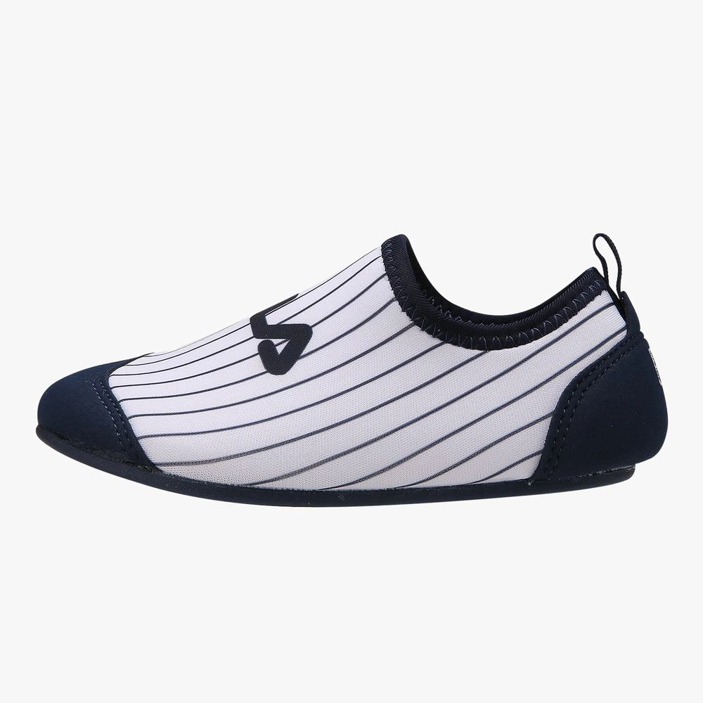 Fila deals swim shoes