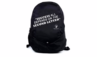 Deal Especial Success 30 Litre Anti Theft Backpack with USB Charging Port - Black (Waterproof, Cut P