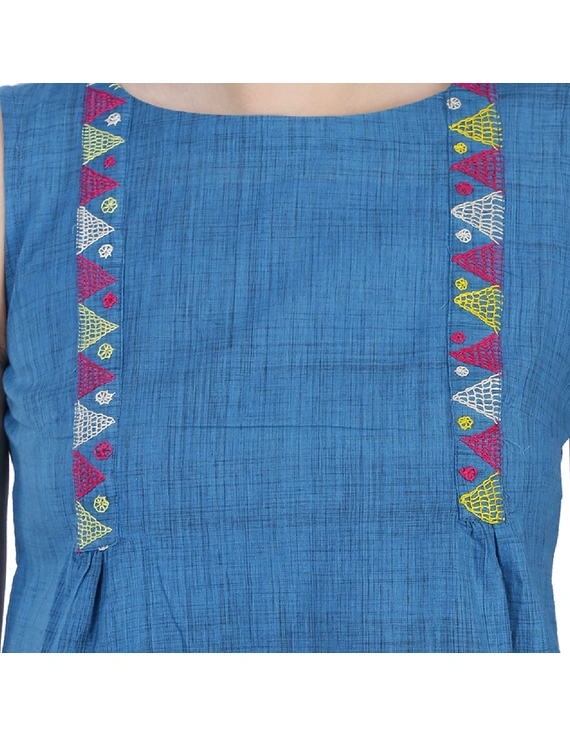 BLUE MANGALAGIRI TOP WITH MULTICOLOURED EMBROIDERY : LB130B-M-2