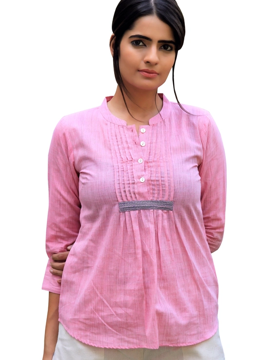 BABY PINK SHORT TOP IN MANGALAGIRI COTTON : LB140A-S-1