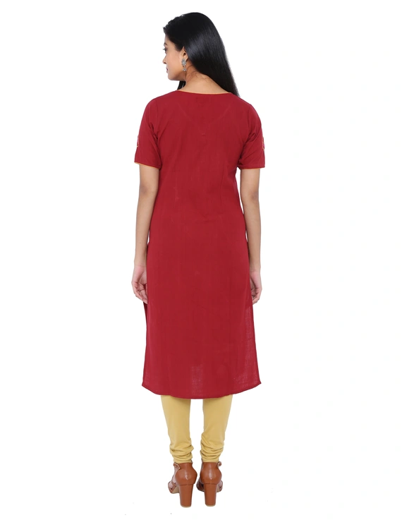 RED STRAIGHT KURTA WITH HAND EMBROIDERY: LK161B-XL-2