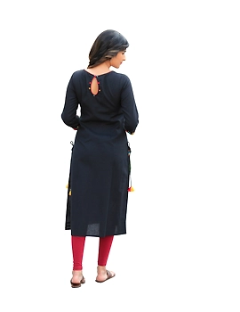 BLACK LINEN STRAIGHT KURTA WITH SIDE DETAIL DORI : LK290D-M-2-sm