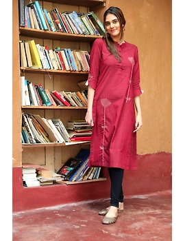 Maroon Mandarin Collar Kurta With Hand Embroidery: Lk400C-LK400C-S-sm