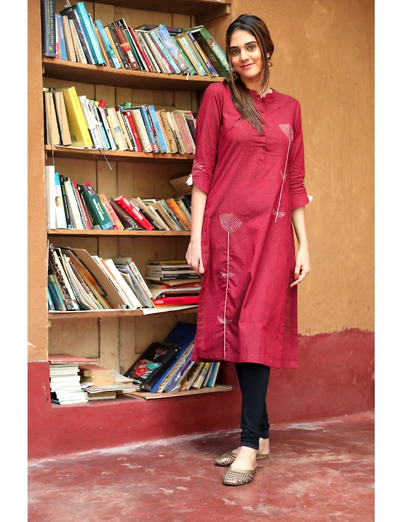 Maroon Mandarin Collar Kurta With Hand Embroidery: Lk400C-LK400C-Xl