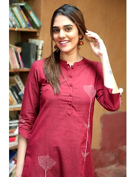 Maroon Mandarin Collar Kurta With Hand Embroidery: Lk400C-XXl-2-sm