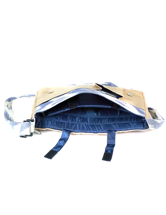 Ikat Laptop bag - blue and white : LBI02-3