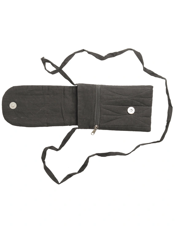 Cell phone pouch - black : CPK04-6