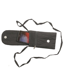 Cell phone pouch - black : CPK04-5-sm