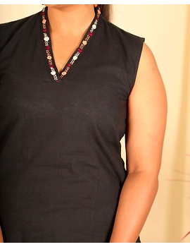 Black cotton short top with embroidered V neck-LB160C-S-1-sm
