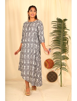 ASSYMETRIC GREY-OFFWHITE IKAT DRESS : LD450E-L-1-sm