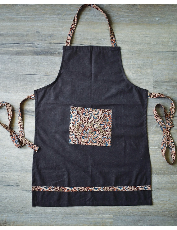 Apron, oven glove and pot holder set in brown cotton with kalamkari: HKL01A-1