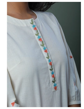 OFFWHITE TUNIC WITH EMBROIDERED PLACKET: LT130C-L-3-sm