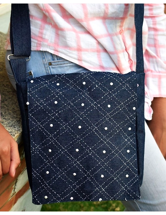 Denim sling bag with embroidery : SBE01-4