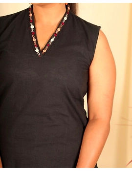 Sleeveless cotton short top with embroidered V neck-LB160-M-Black-1-sm