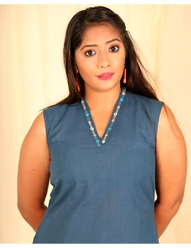 Sleeveless cotton short top with embroidered V neck-LB160-LB160Dl-L-sm