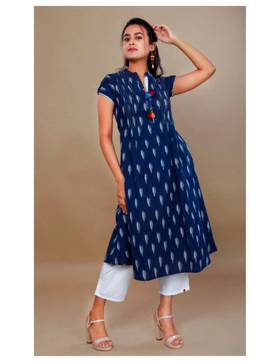 Casual dress with pintucks and tassels : LD340-LD340Bl-L