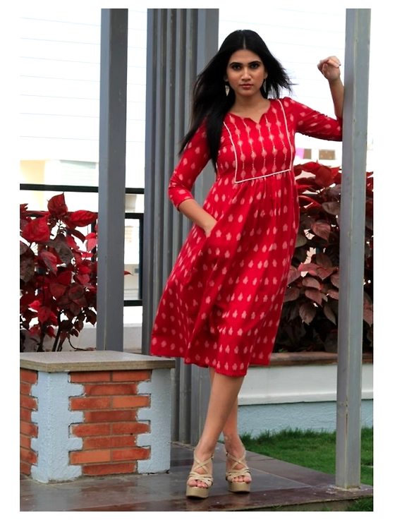 Ikat dress with embroidered yoke and front pockets: LD530-Red-L-4
