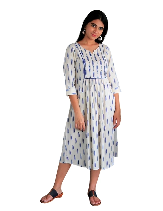 Ikat dress with embroidered yoke and front pockets: LD530-White-M-4